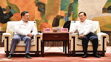 ga�ƽ��ƽ̨֮���������³���ϵ���磬������������������ʵ�鶯���������ߺ󾭼�����