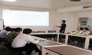 ���Ϸ��꿪չС��Ӫ�������ѵ